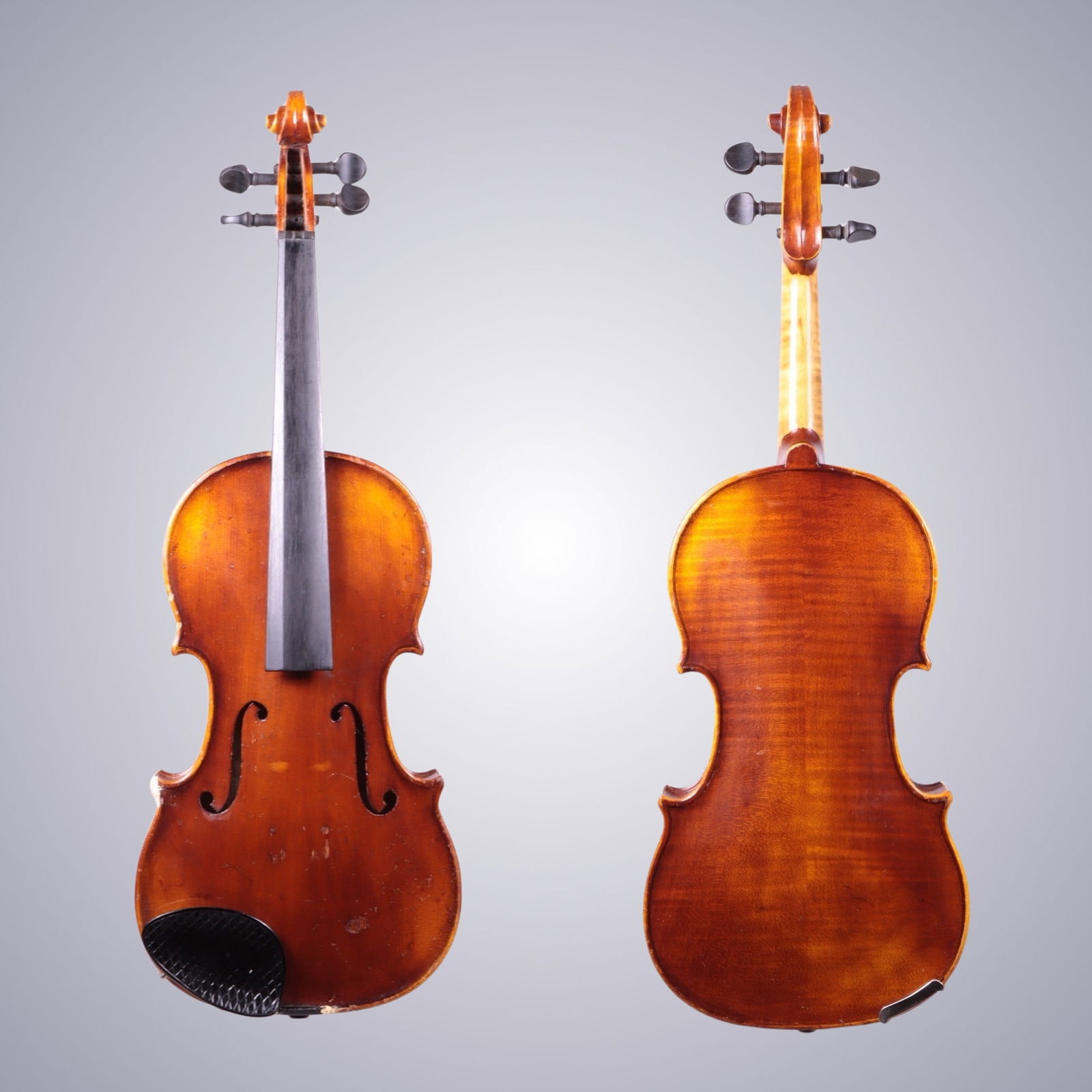 A FRACTIONAL VIOLIN LABELED WILLIAM ZESWITZ (1 of 14)