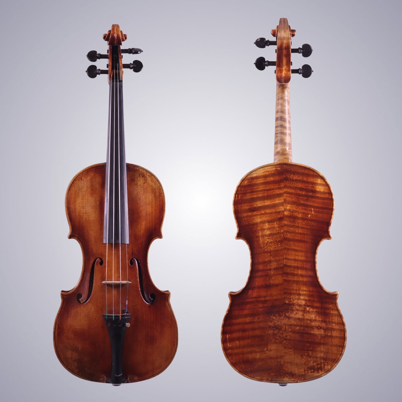 A EUROPEAN VIOLIN UNLABELED: A EUROPEAN VIOLIN UNLABELED Unlabeled Approximate Dimensions: 59.2 cm (Total Length) 35.8 cm (Length of Back) 16.6 cm (Upper Bout Width) 11.3 cm (Middle Width) 20.5 cm (Lower Bout Width)