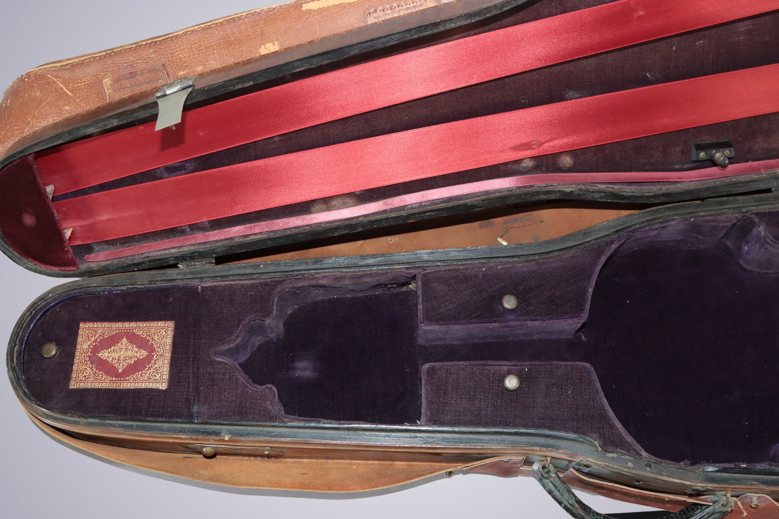 VIOLIN CASE - 8