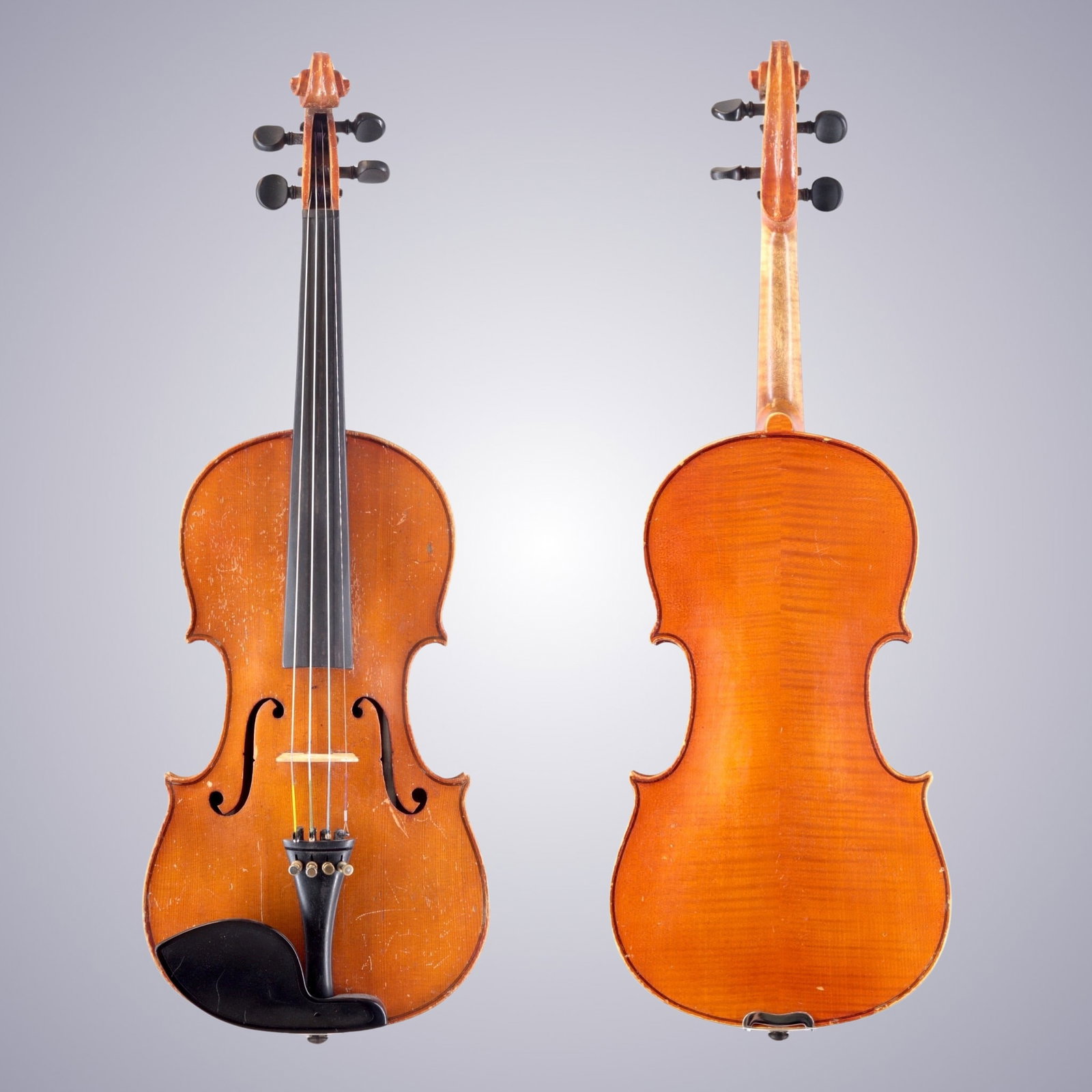 A CZECH VIOLIN LABELED COPY OF ANTONIUS STRADIVARIUS (1 of 14)