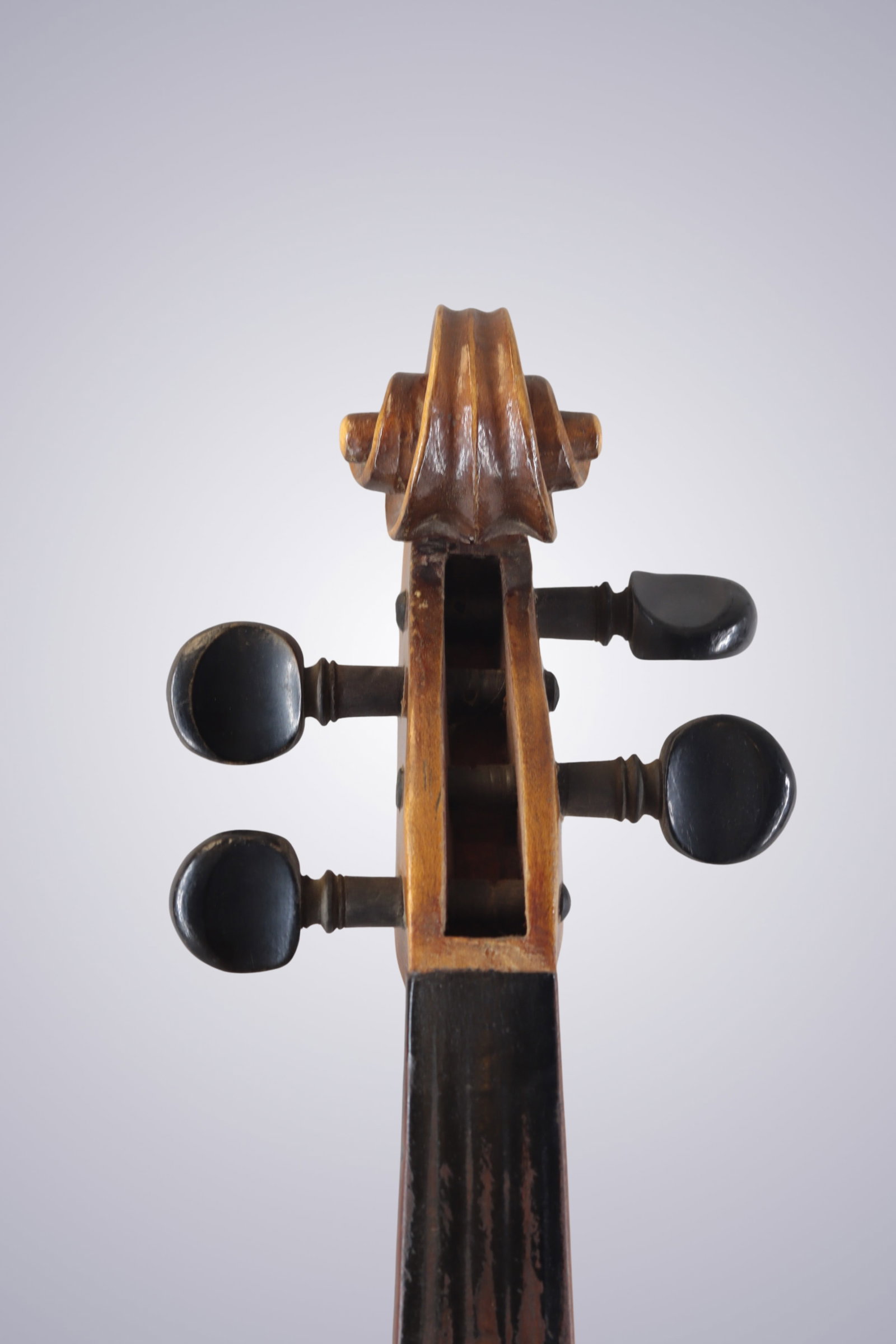 A GERMAN VIOLIN UNLABELED - 8