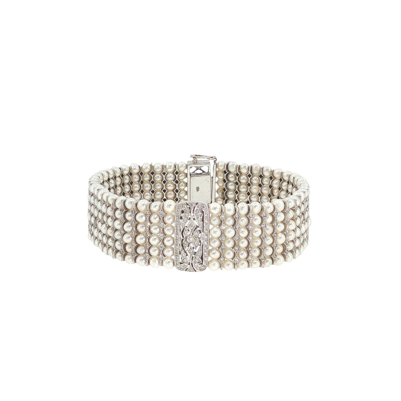 18K WHITE GOLD PEARL AND DIAMOND BRACELET: 18K WHITE GOLD PEARL AND DIAMOND BRACELET An 18 karat white gold bracelet designed as five rows of graduated cultured pearls, completed by an openwork diamond-set clasp of geometric design. The