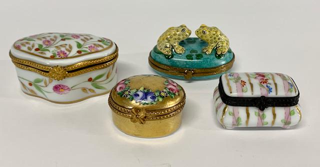 4 Limoges Pill/Trinket Boxes: 4 Limoges Pill/Trinket Boxes