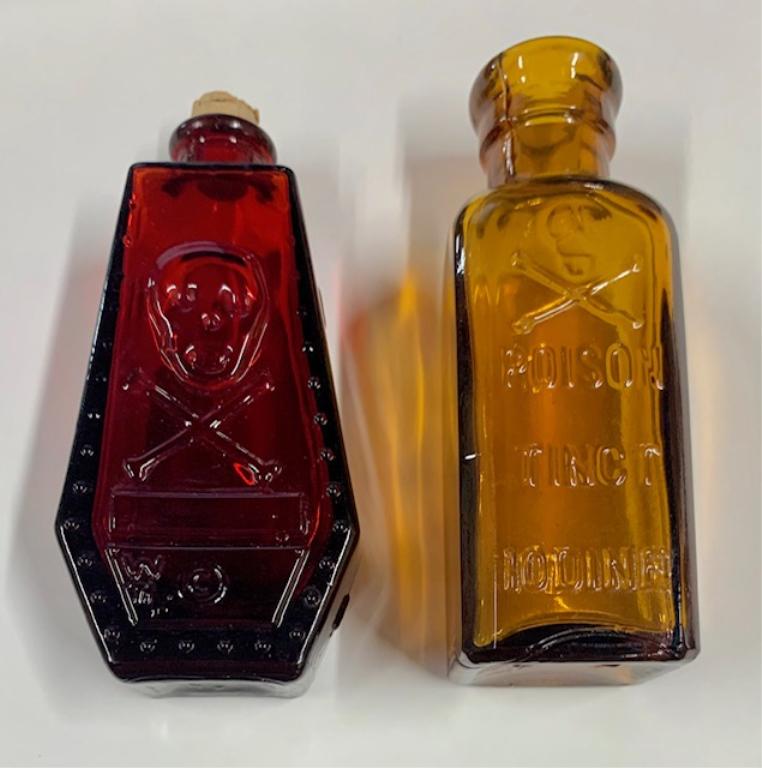 2 Poison Bottles 2 Poison Bottles Aprox 3" And 3 1/4": 2 Poison Bottles Aprox 3" And 3 1/4" Photo's Are A Part Of The Description And Condition