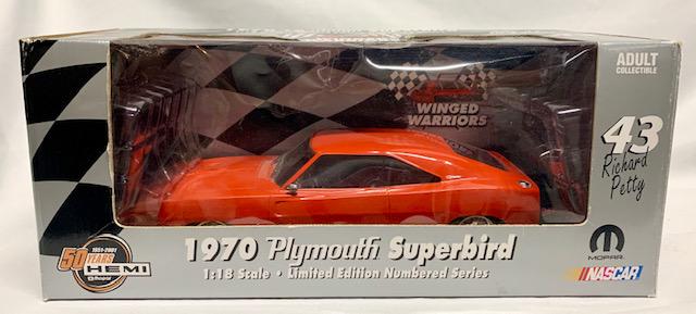 1970 Plymouth Superbird Diecast Car: 1970 Plymouth Superbird Diecast Car 11:18 Scale - Limited Edition Numbered Series #43 Richard Petty Aprox Box Size 13 1/2" L x 6 1/4" D x 5 1/2" T