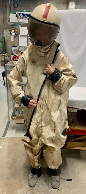 Vintage Authentic NASA/KSC Scape Suit: Vintage Authentic NASA/KSC Property SCAPE Suit. Self-Contained Atmospheric Protective Ensemble. Zipper is stuck and needs lube.