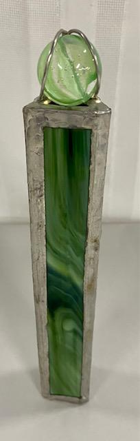 Unusual Leaded Slag Glass Kaleidoscope: Unusual Leaded Slag Glass Kaleidoscop. w/ Marble Apx. 8"H x 1 1 /2" Photo's are considered part of the description and condition.