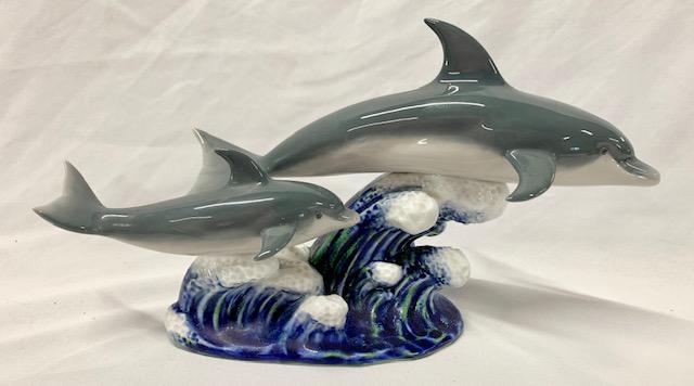 Lladro Dolphin Figurine "A Swimming Lesson". (1 of 16)