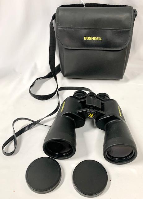 Bushnell Binoculars with Case (1 of 9)