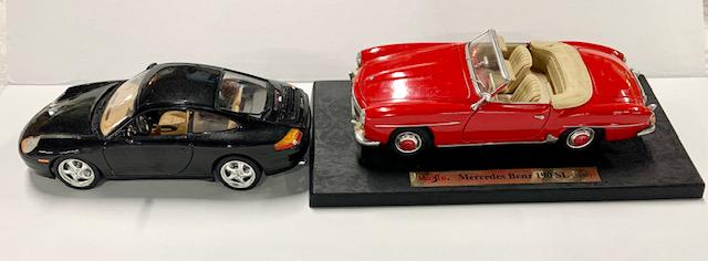 2 Model Cars - Porsche/Mercedes (1 of 19)