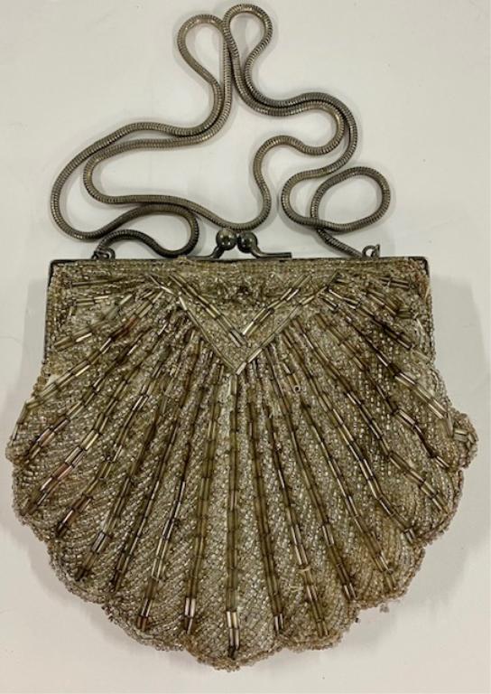 Vintage Beaded Purse (1 of 6)