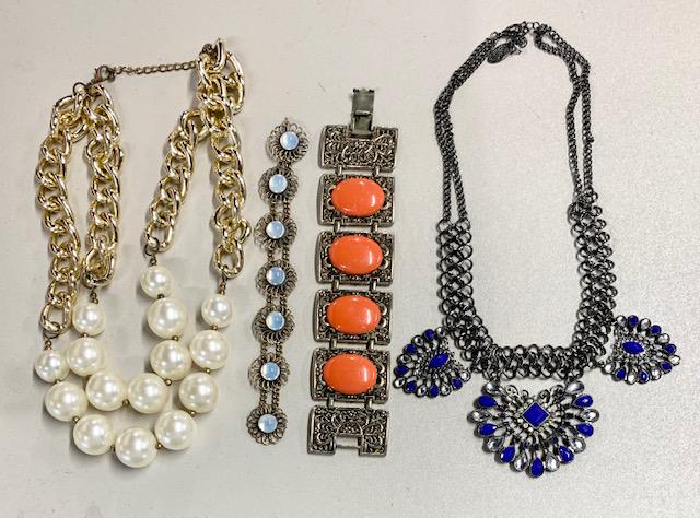 Assorted Costume Jewelry (1 of 15)