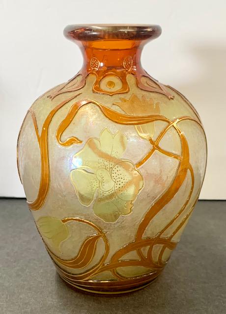 Honesdale Vintage Blown Vase (1 of 7)