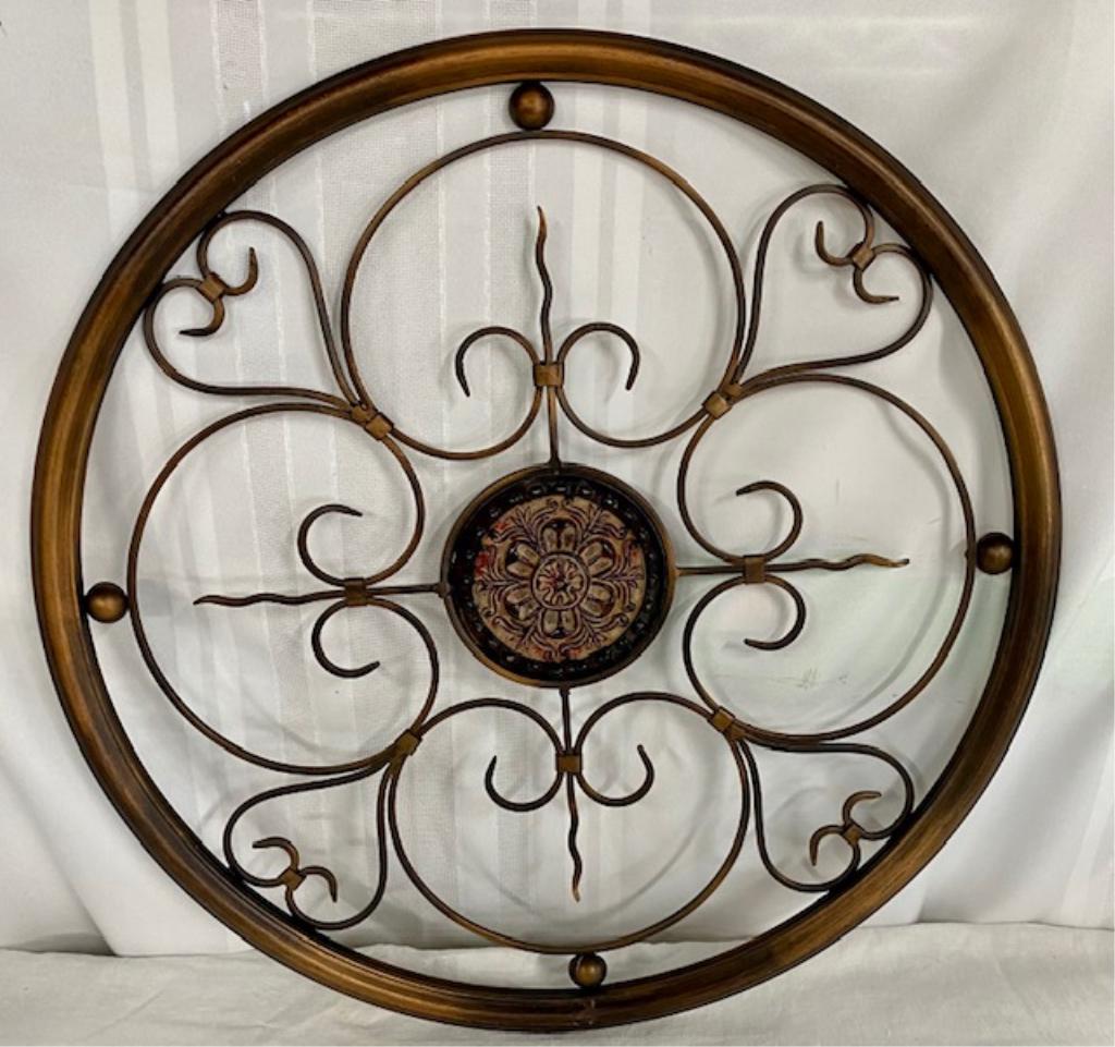 Metal Wall Art: Metal Wall Art. Apx. 23 1/2" Diameter. Photo's are considered part of the description and condition. 505-15