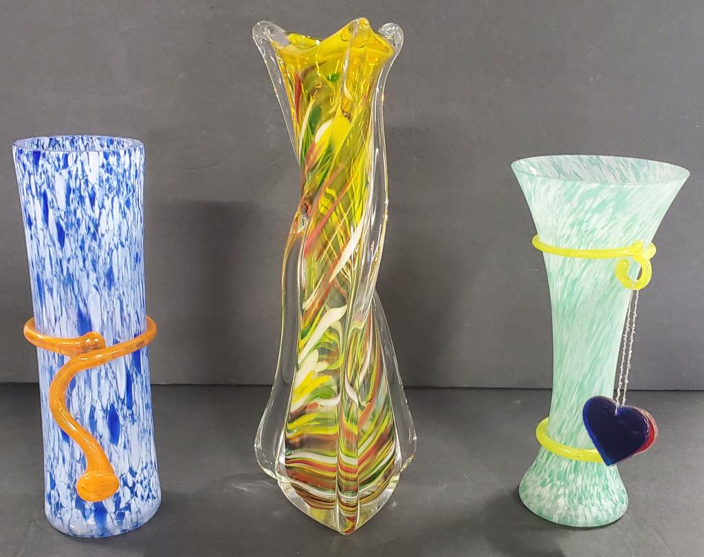 3 Art Glass Vases (1 of 11)