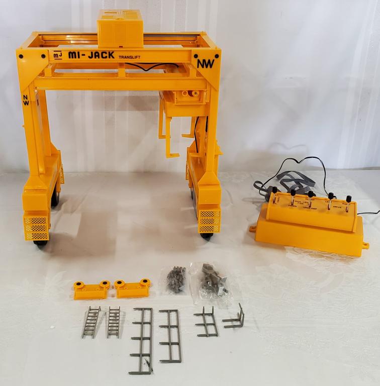 Lionel MI-Jack Translift #12781 (1 of 10)