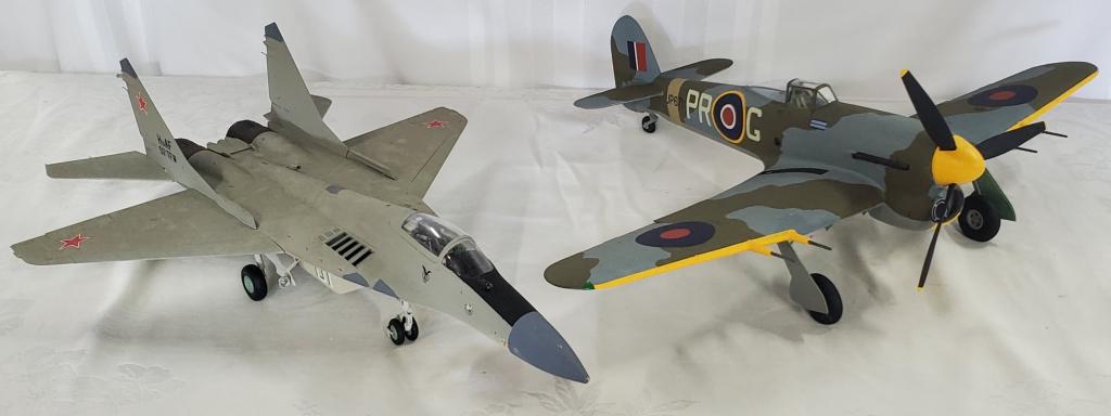 2  Model Airplanes (1 of 9)