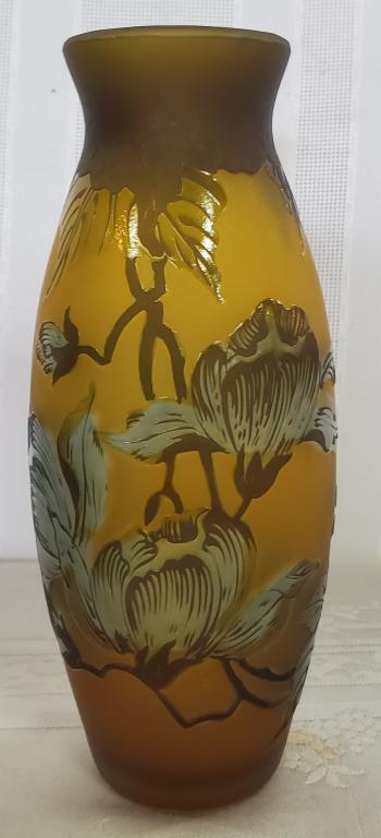 Beautiful Signed 8" Galle Vase: Beautiful Signed 8" Galle Vase. with Flowers. Marked Tip. Nice Condition with no Chips or Cracks. Photos are considered part of the description and condition.