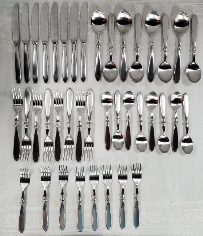 Service for 8 Cambridge Flatware (1 of 6)