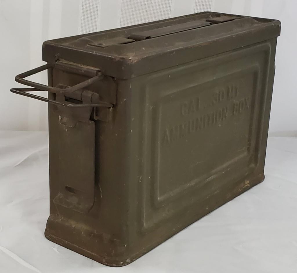 ヴィンテージ　AMM BOX CAL 50 M2 Vintage Amm. Box, Cal.. 50 M2, US Military Ammo Box, WW2