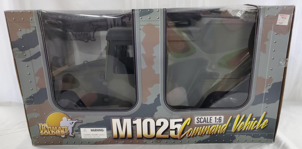 M1025 Command Vehicle Jeep 1:6: Ultimate Soldier 21st. Century Toys. Scale 1:6 2000. In Original Box. Box Size 13" H x 24" L x 12" W. Photo's are considered part of the description and condition. 401-1