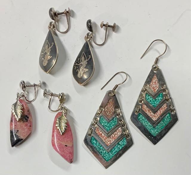 3 Pairs of  Dangle Earrings. (1 of 10)