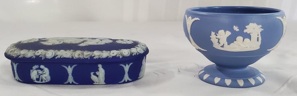 2 Pieces Wedgwood Jasperware Trinket Box/Bowl (1 of 8)