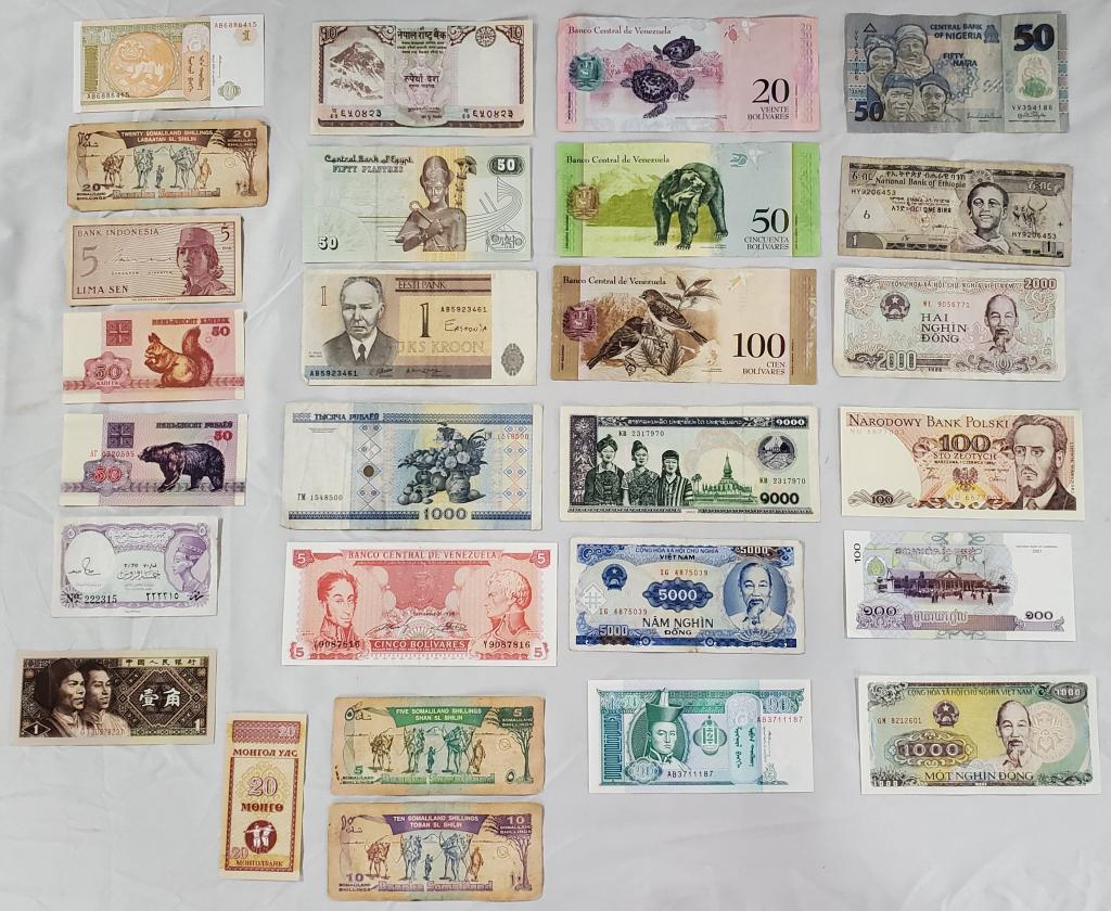 27 Foreign Bank Note/Currency (1 of 12)