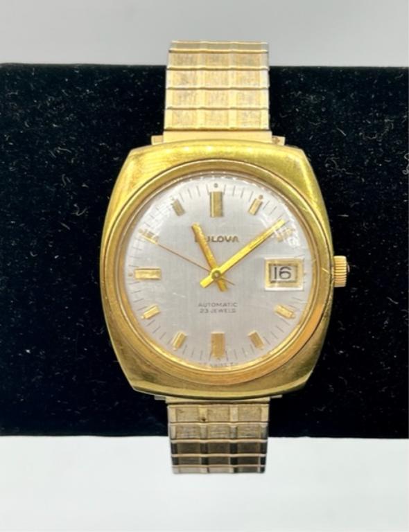 Vintage Bulova Men's Watch (1 of 11)