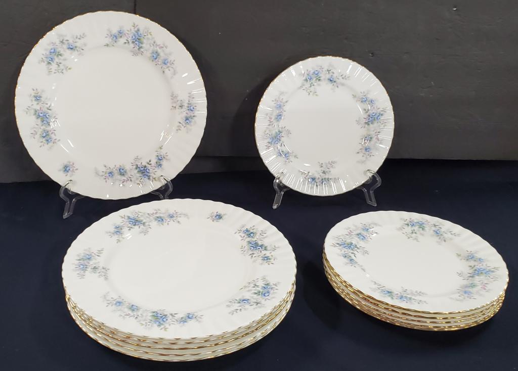 12 Royal Albert "Blue Blossom" Plates: 12 Royal Albert "Blue Blossom" Plates. *6 Dinner Plates - Apx. 10 1/2". *6 Salad Plates - Apx. 8" Photo's are considered part of the description and condition.