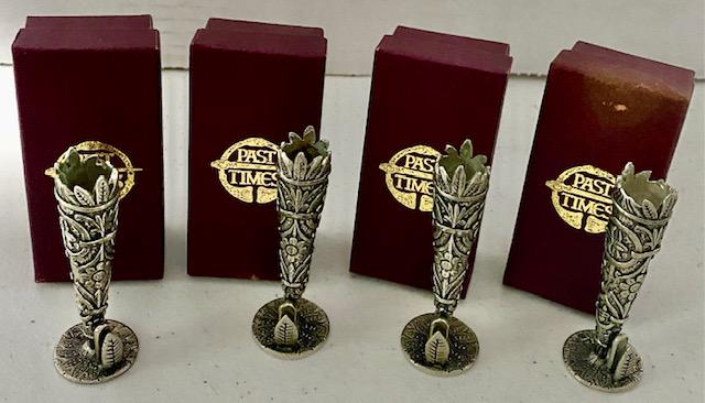Set of 4 Past Times Posy Place Card Holders (1 of 7)
