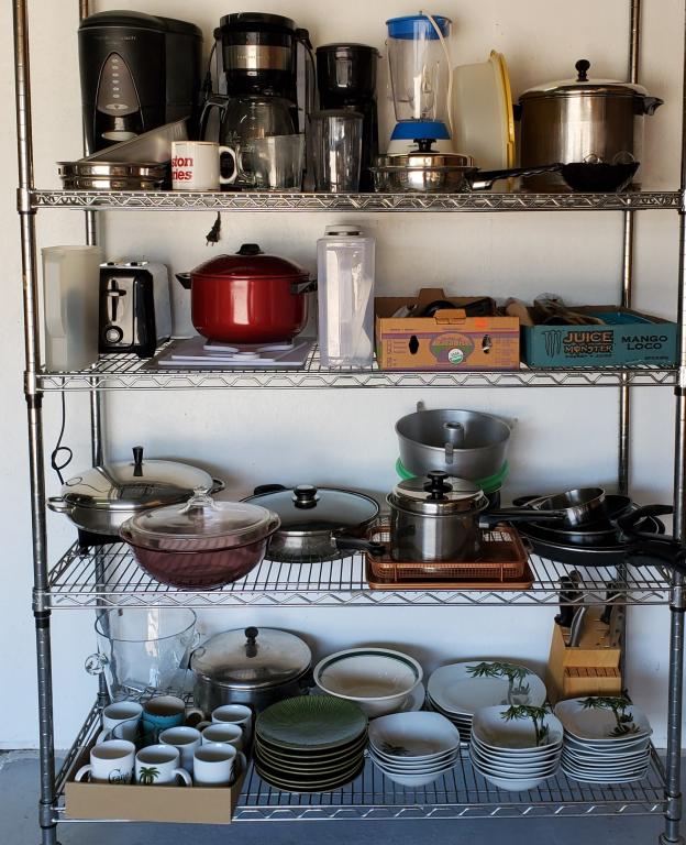 Cart of Kitchen Appliances & Cookware: Cart of Kitchen Appliances, Cookware, More 2 Hamilton Beach Coffee Makers and Blender 2 Slice Toaster - Cutting Boards - Utensils- Pots and Pans Pyrex Bowls - Tupperware - Coffee Cups - Electric Skill