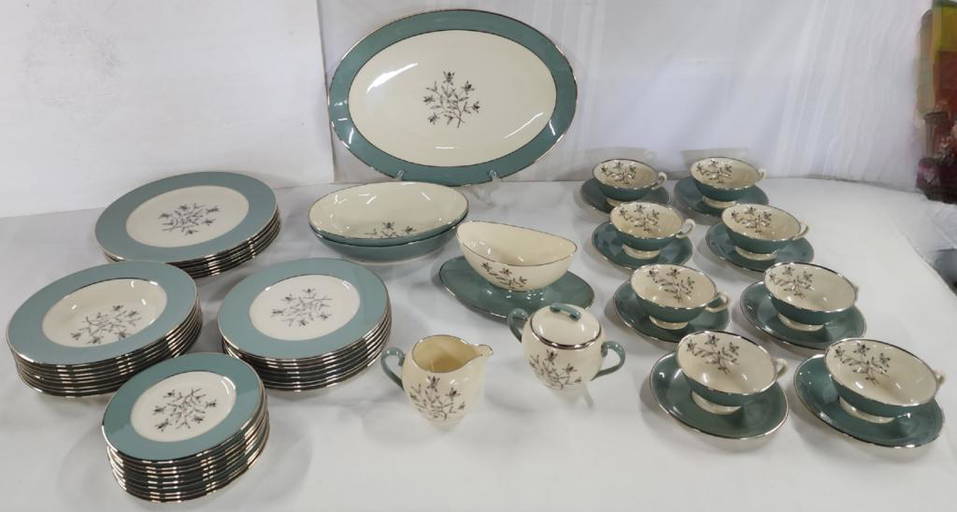 Set Of Lenox Kingsley Dinnerware Set.