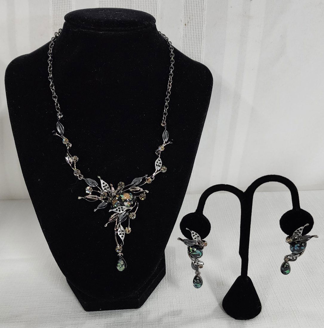 Statement Necklace with Matching Earrings (1 of 5)