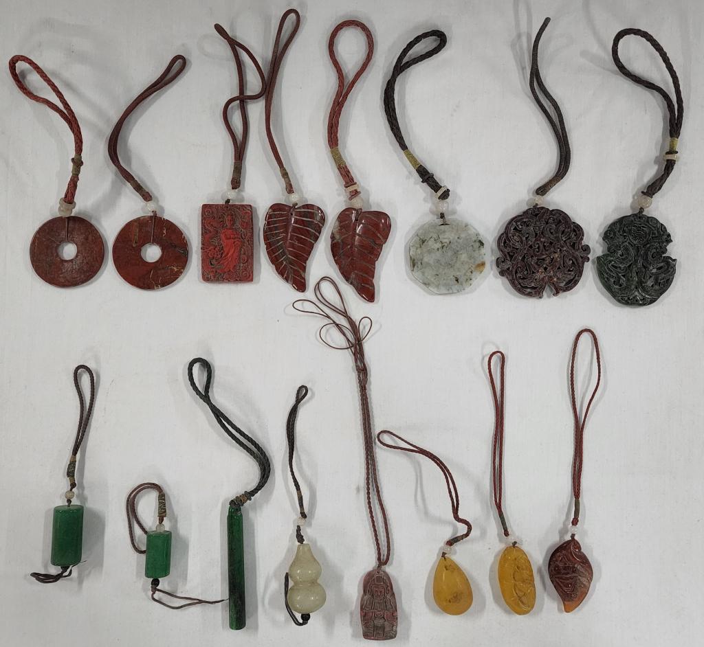 16 Asst. Asian Polished Stone Wristlets? (1 of 5)