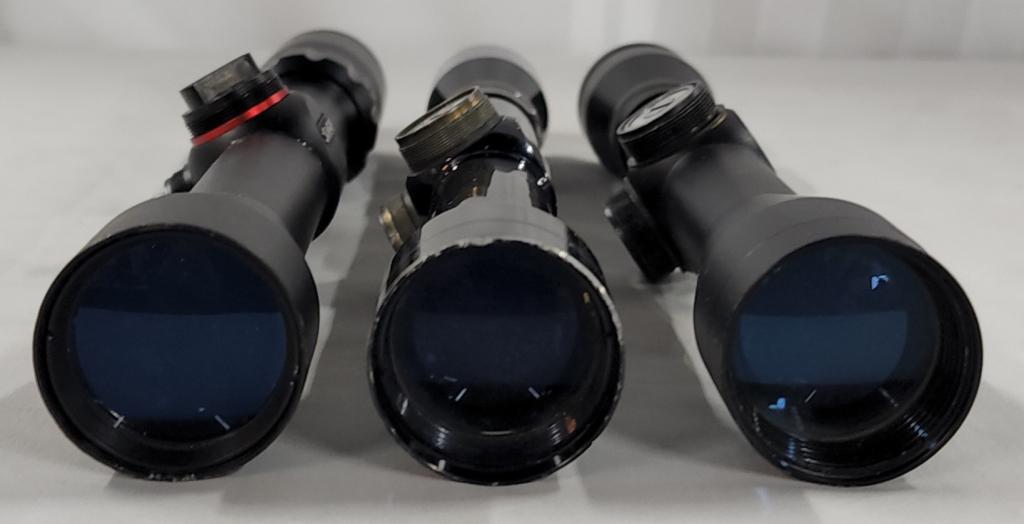3 Rifle Scopes - Simmons-Tasco-Japan Model 400A: 3 Rifle Scopes - Simmons - Tasco - Japan Model 400A. *Simmons 3-9 x 32 22 Mag - Apx. 12" L. *Tasco - DMGA 4x32TV - BC18 9909 - Apx. 11 1/2" L. *Model 400 A - Japan 528 - Apx. 11 1/2" L. Photo's are co