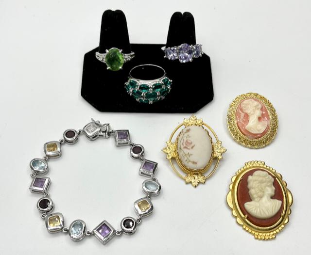 Assorted Costume Jewelry (1 of 8)
