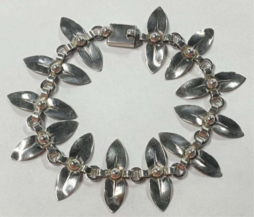Sterling Dutch Bracelet - Leaf Design (1 of 7)