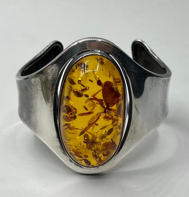 Large Sterling and Amber Cuff Bracelet  2.1 Oz TW (1 of 9)