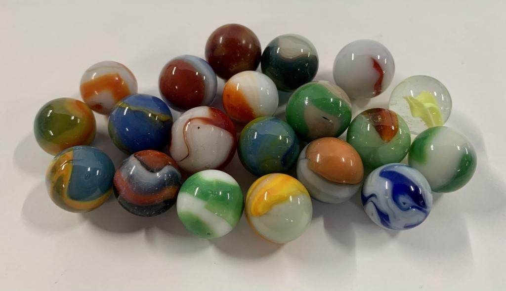 20 Assorted Marbles (1 of 6)