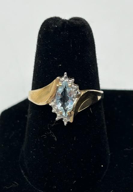 10k Blue Topaz? Ring - 1.4g TW (1 of 8)