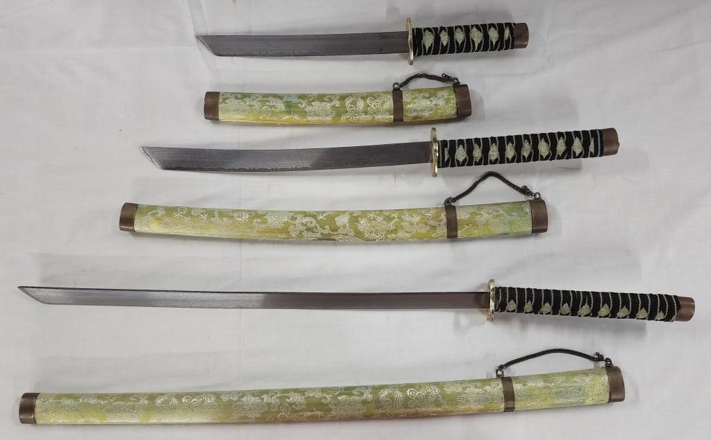 3 Decorative Asian Samurai Swords (1 of 5)