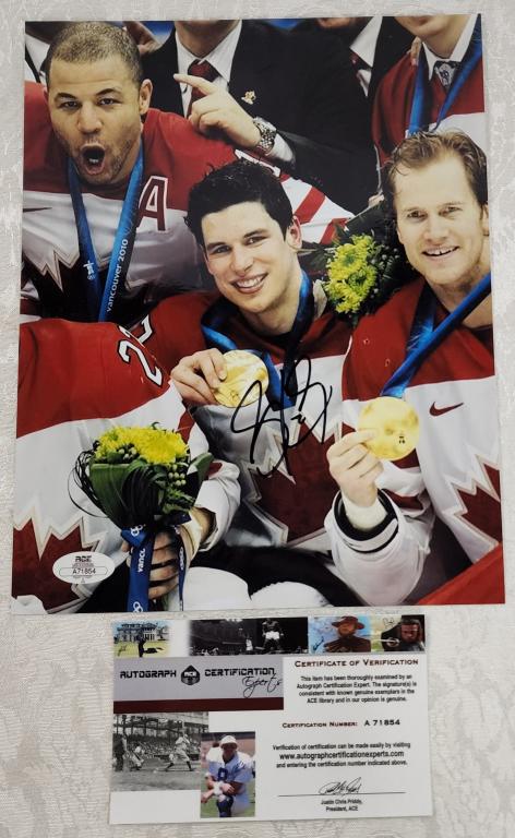 Signed Sidney Crosby Vancouver 2010 Photo (1 of 3)