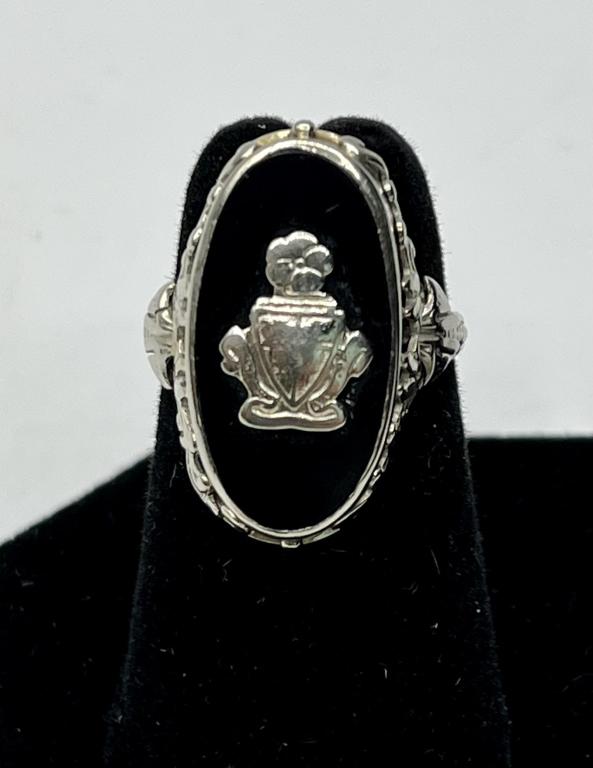 Vintage 10k Ladies Class Ring - 5g TW (1 of 8)
