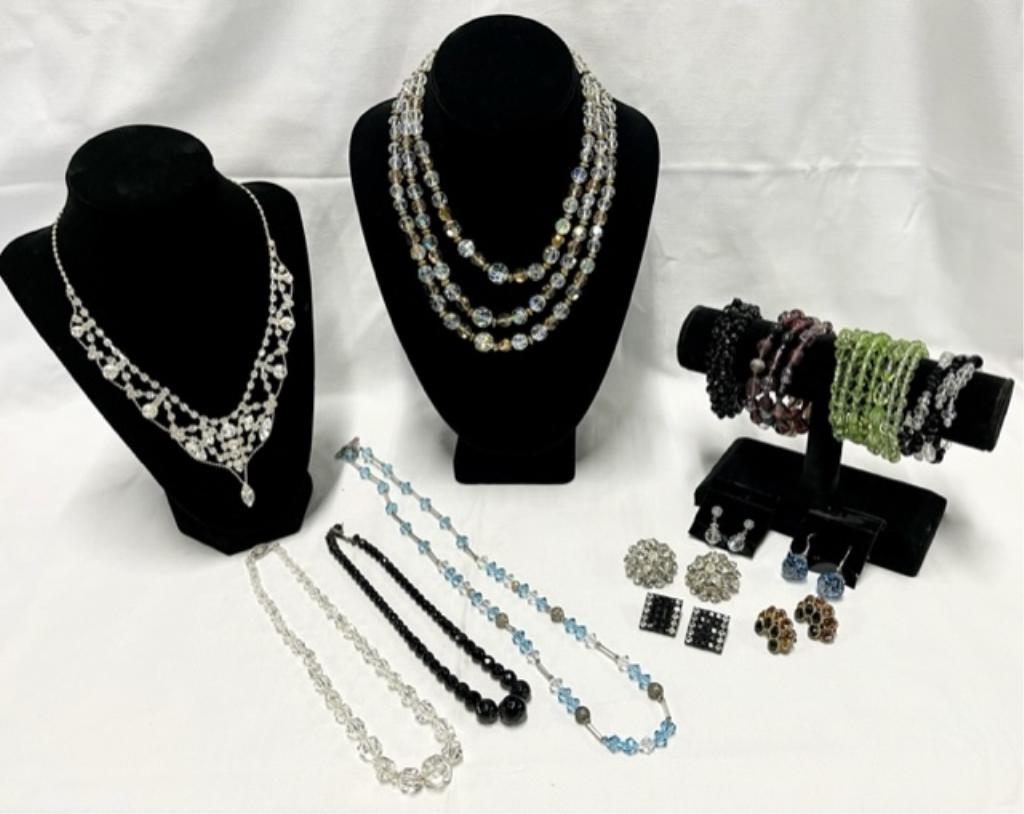 Assortment of Nice Costume Jewelry: Assortment of Nice Costume Jewelry. 4 Glass Beaded Necklaces. 1 Lace Look Rhinestone Necklace - Label Marked Icing. 4 Beaded Bracelets. 2 Pairs of Glass Beaded Pierced Earrings. 3 Pairs of Clip on Ear