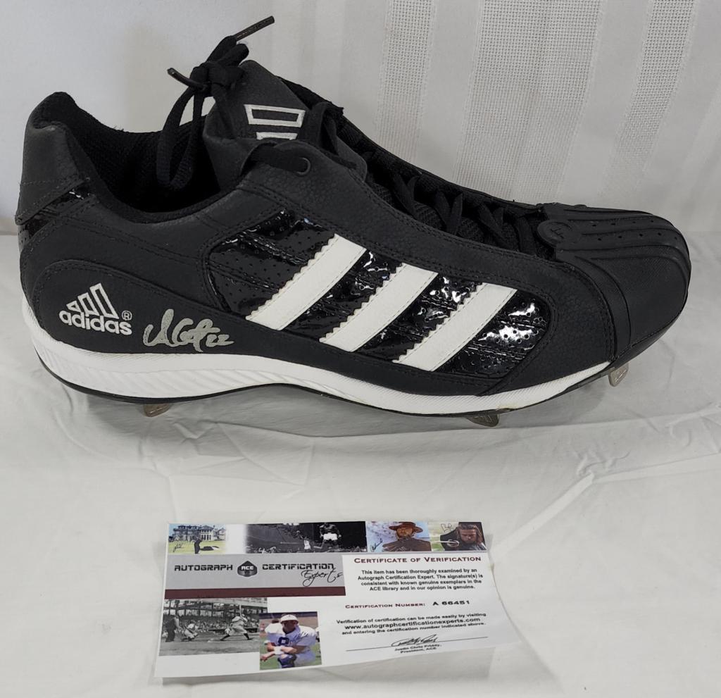 Signed Andrew McCutchen Cleat with COA (1 of 7)