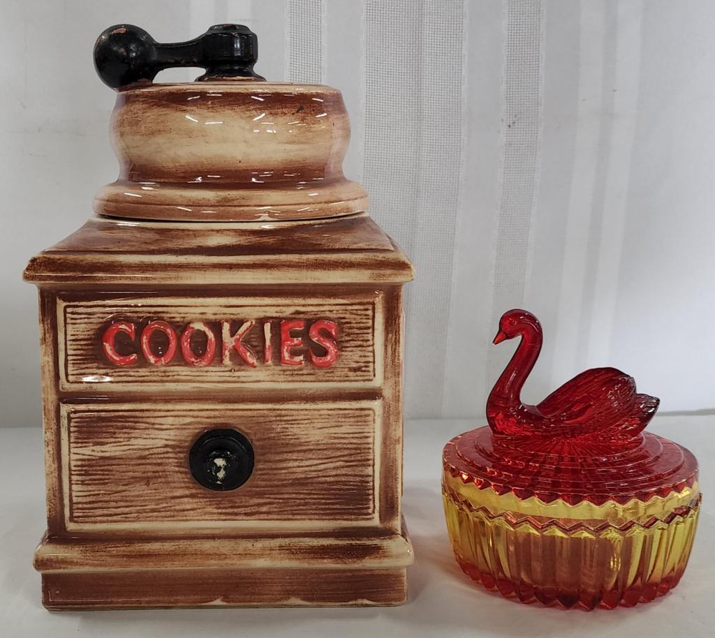 Mccoy coffee top grinder cookie jar