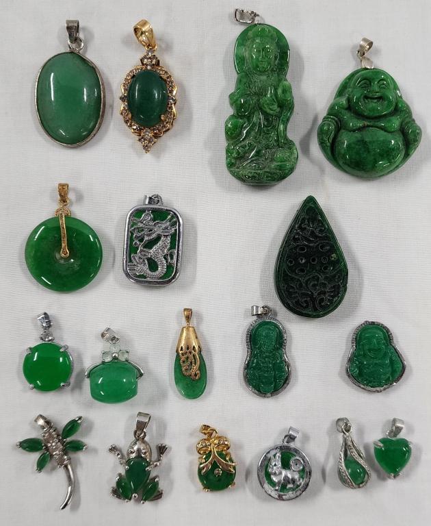 18 Assorted Green Stone Pendants (1 of 5)