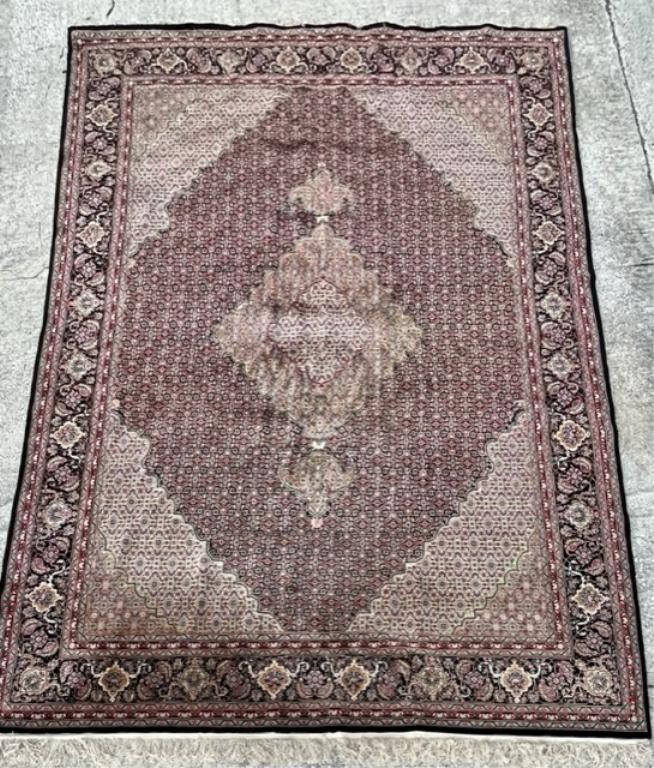 Excellent Condition Area Rug (1 of 9)