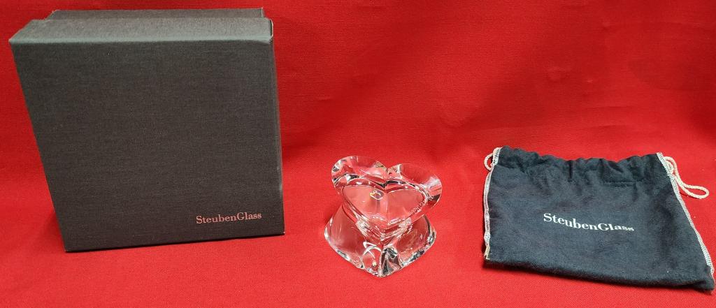 Steuben Glass Heart  Paperweight (1 of 7)
